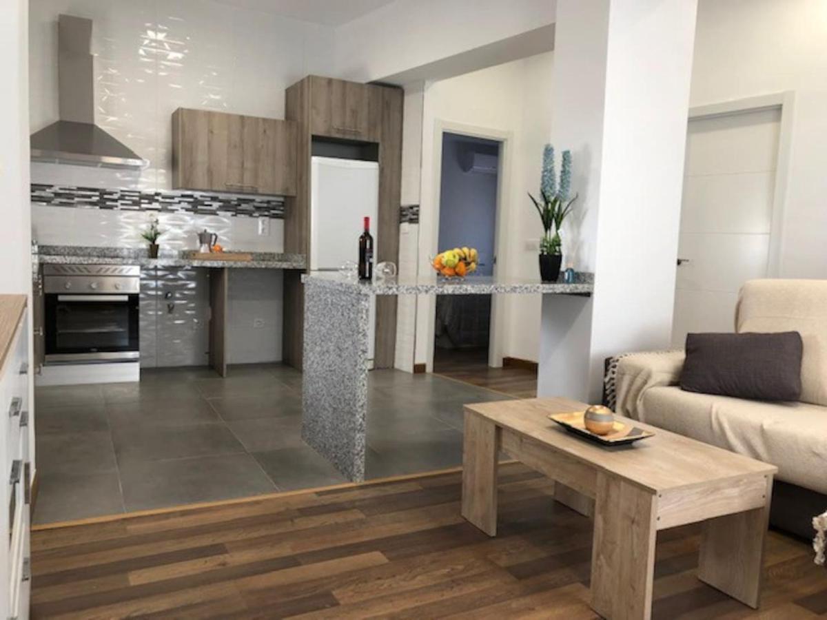 Rg Apartamentos อัลเมรีอา ภายนอก รูปภาพ