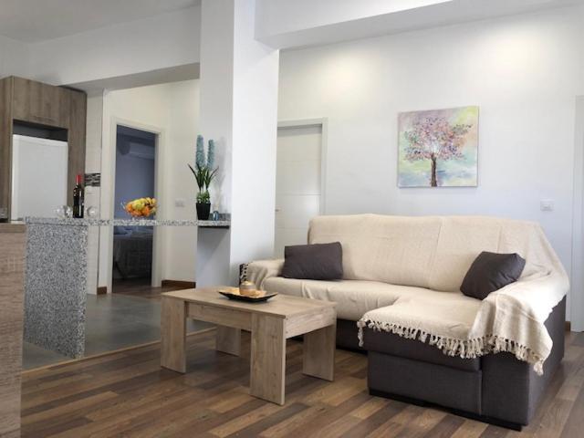 Rg Apartamentos อัลเมรีอา ภายนอก รูปภาพ